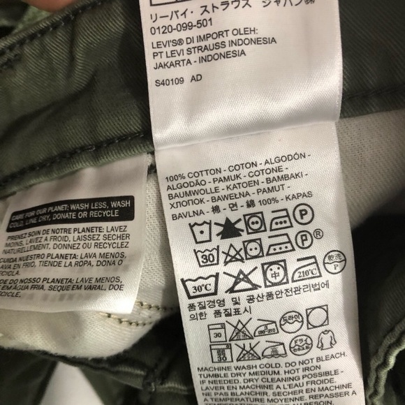 Levi’s Cargo Shorts Olive Green - Picture 6 of 7